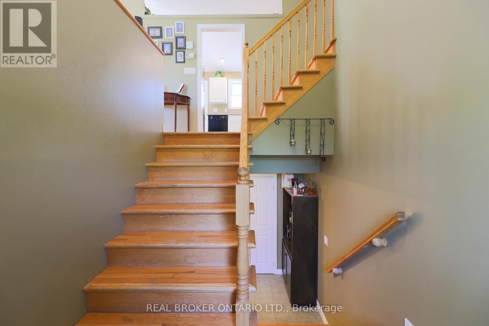 Photo 32 of 988 County 44 Road, North Grenville ON