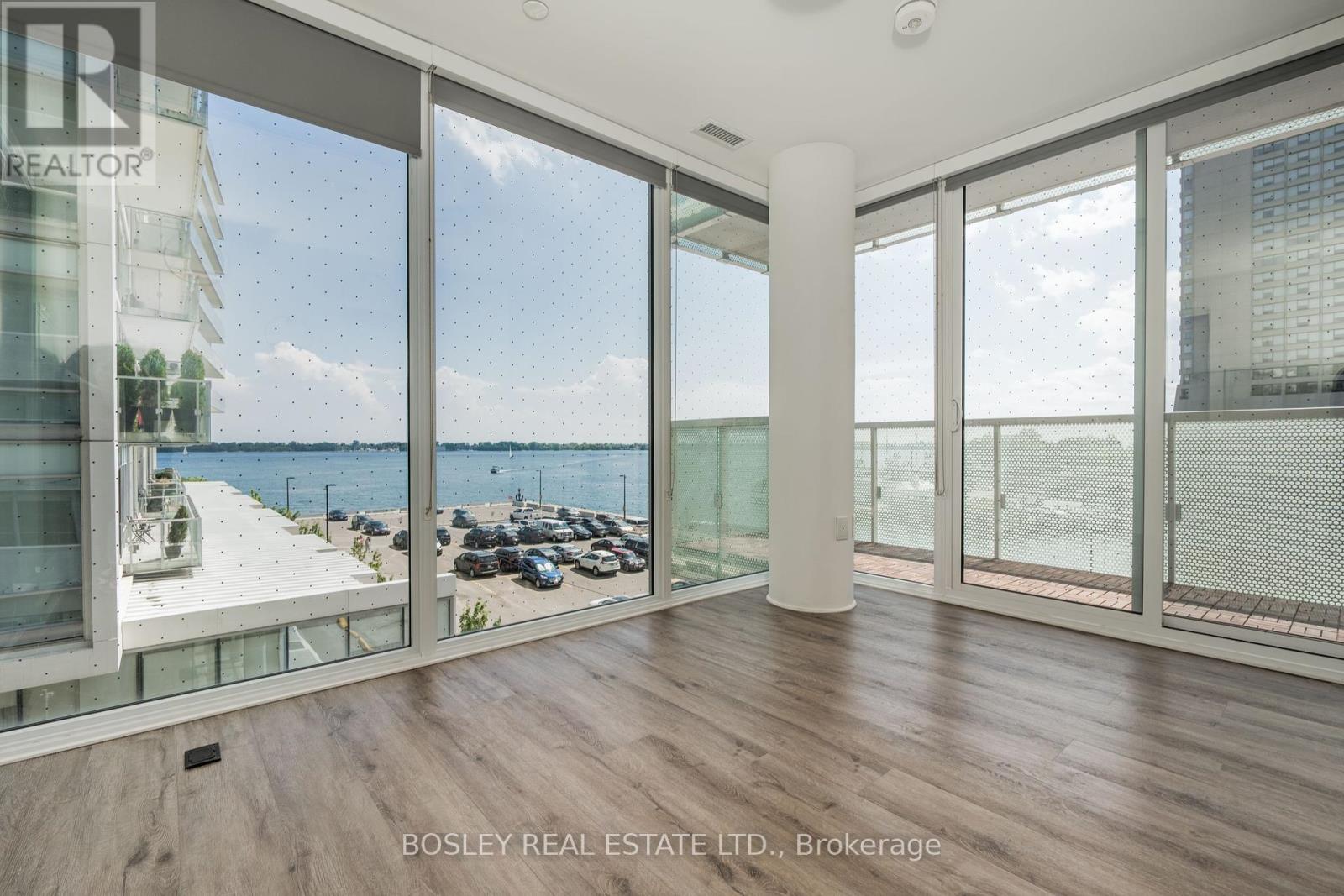 Photo 35 of 311 15 Queens Quay E, Toronto ON