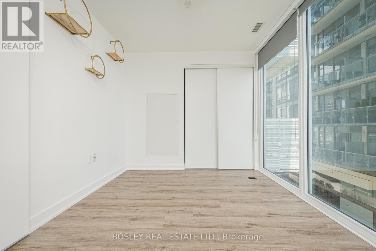 Photo 26 of 311 15 Queens Quay E, Toronto ON