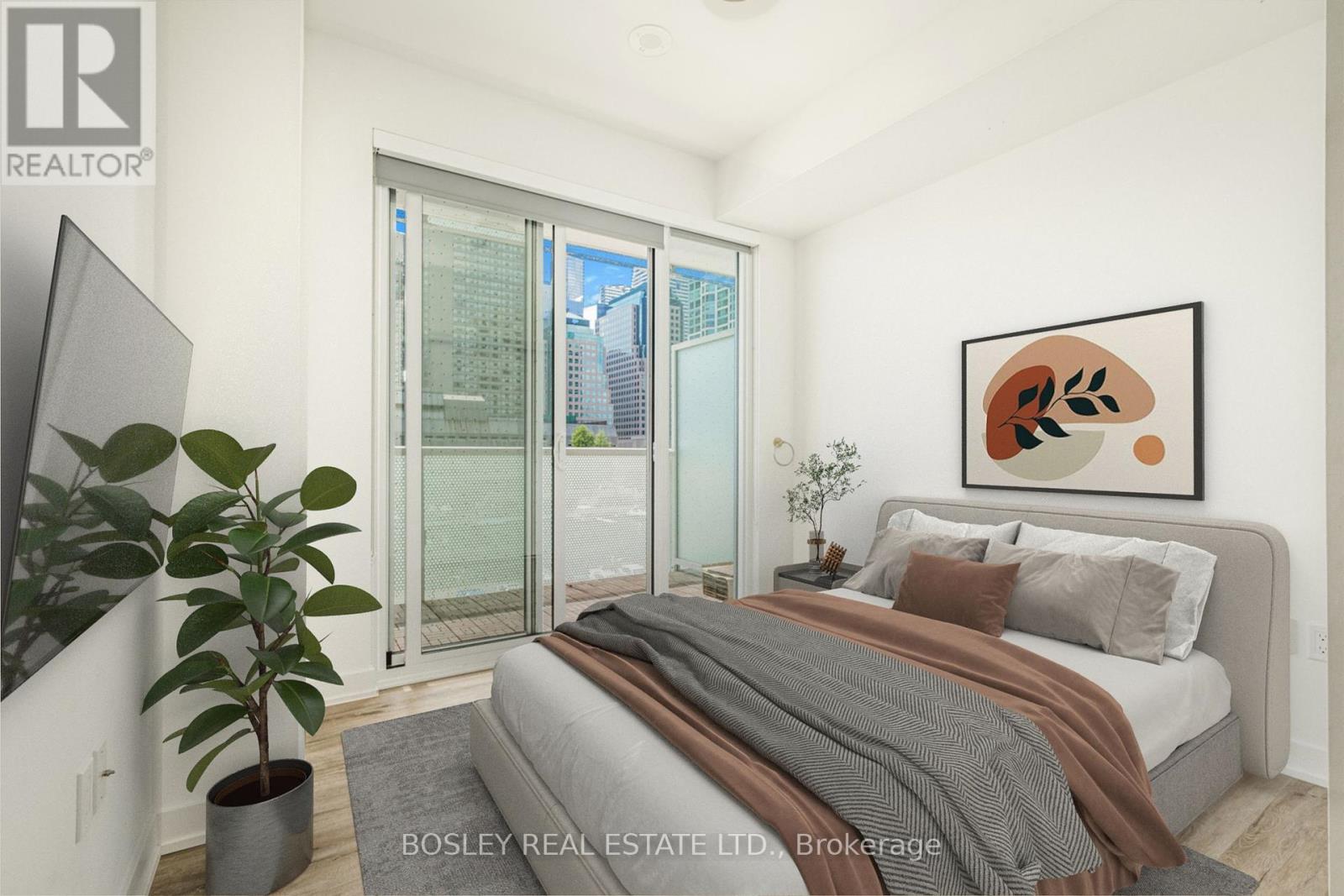 Photo 5 of 311 15 Queens Quay E, Toronto ON