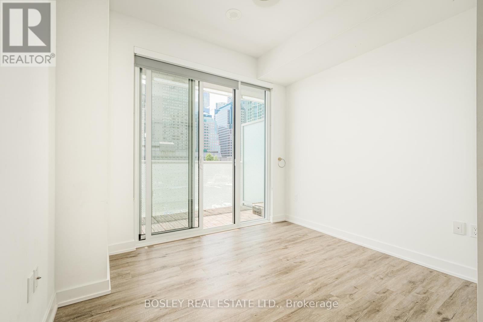 Photo 44 of 311 15 Queens Quay E, Toronto ON