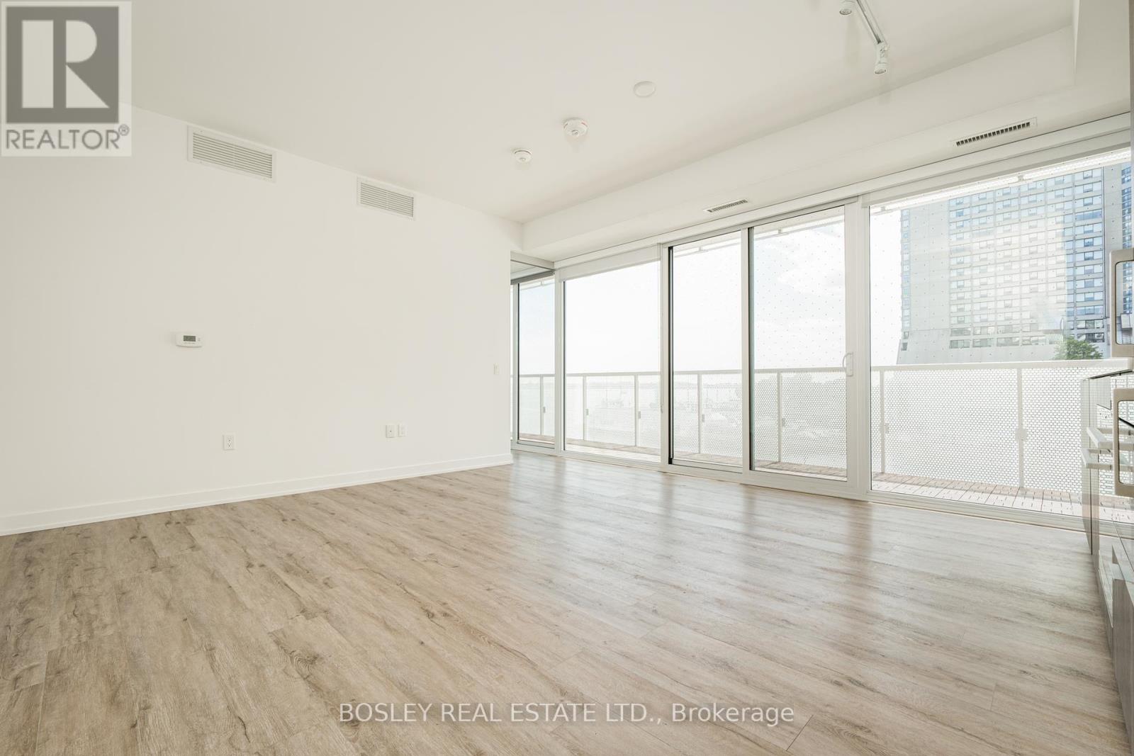 Photo 49 of 311 15 Queens Quay E, Toronto ON