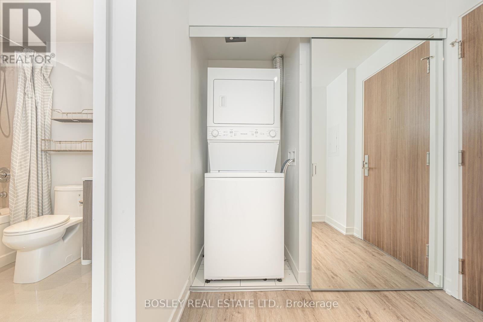 Photo 28 of 311 15 Queens Quay E, Toronto ON