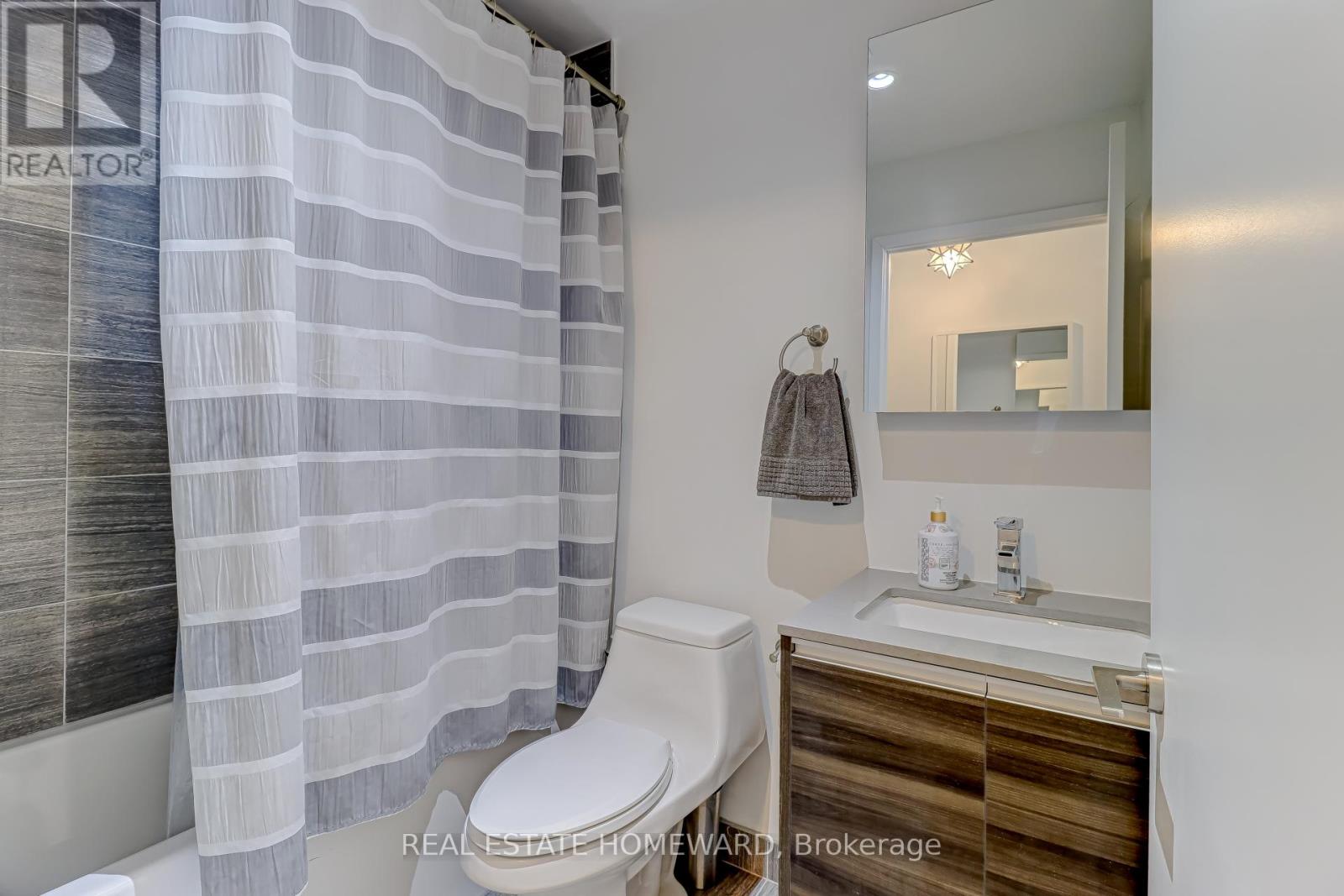 Photo 30 of 522 1190 Dundas Street E, Toronto ON