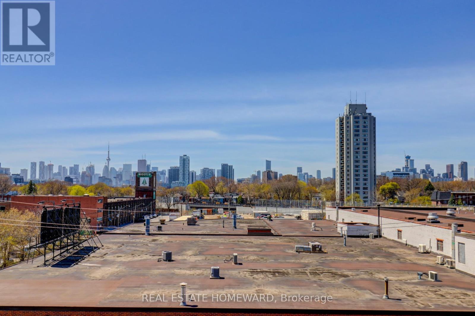 Photo 1 of 522 1190 Dundas Street E, Toronto ON