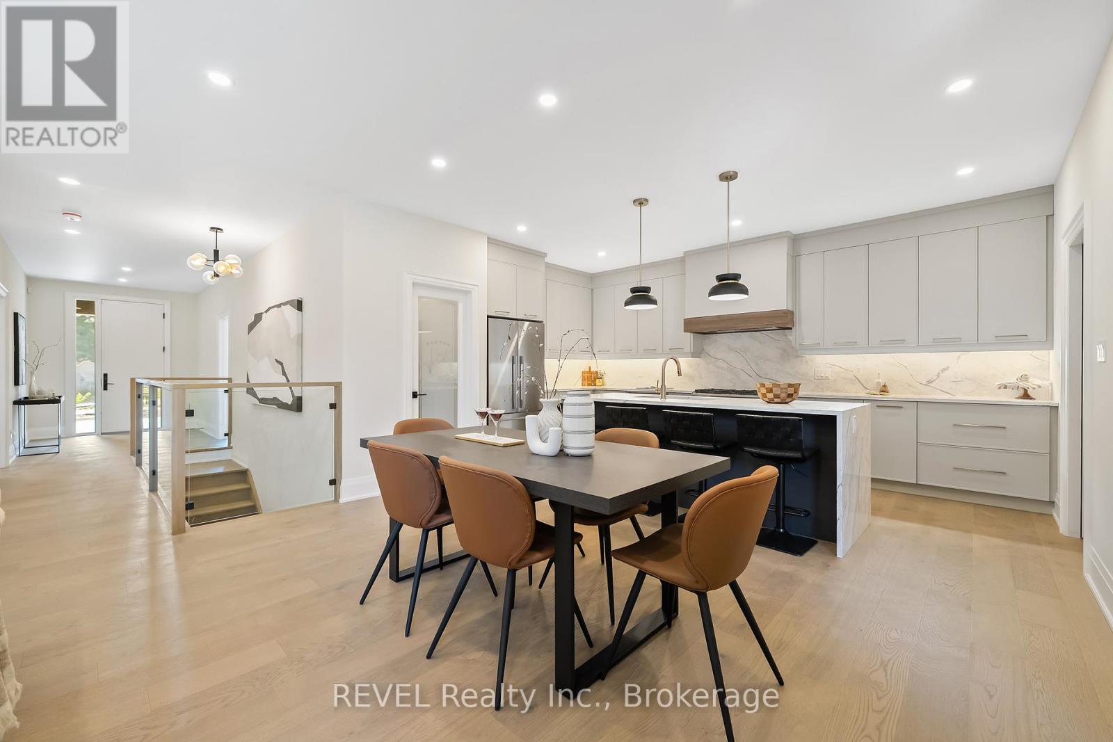 Photo 39 of 8 Accursi Crescent, Pelham ON