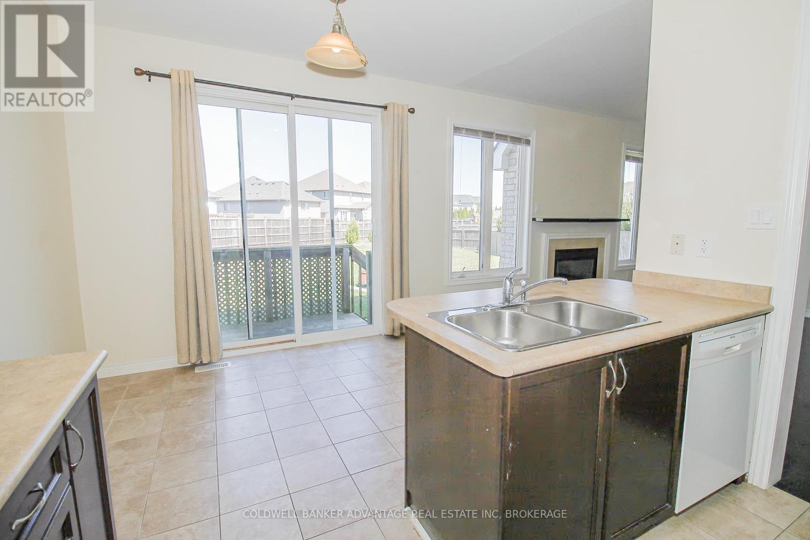 Photo 19 of 6366 Dilalla Crescent, Niagara Falls ON