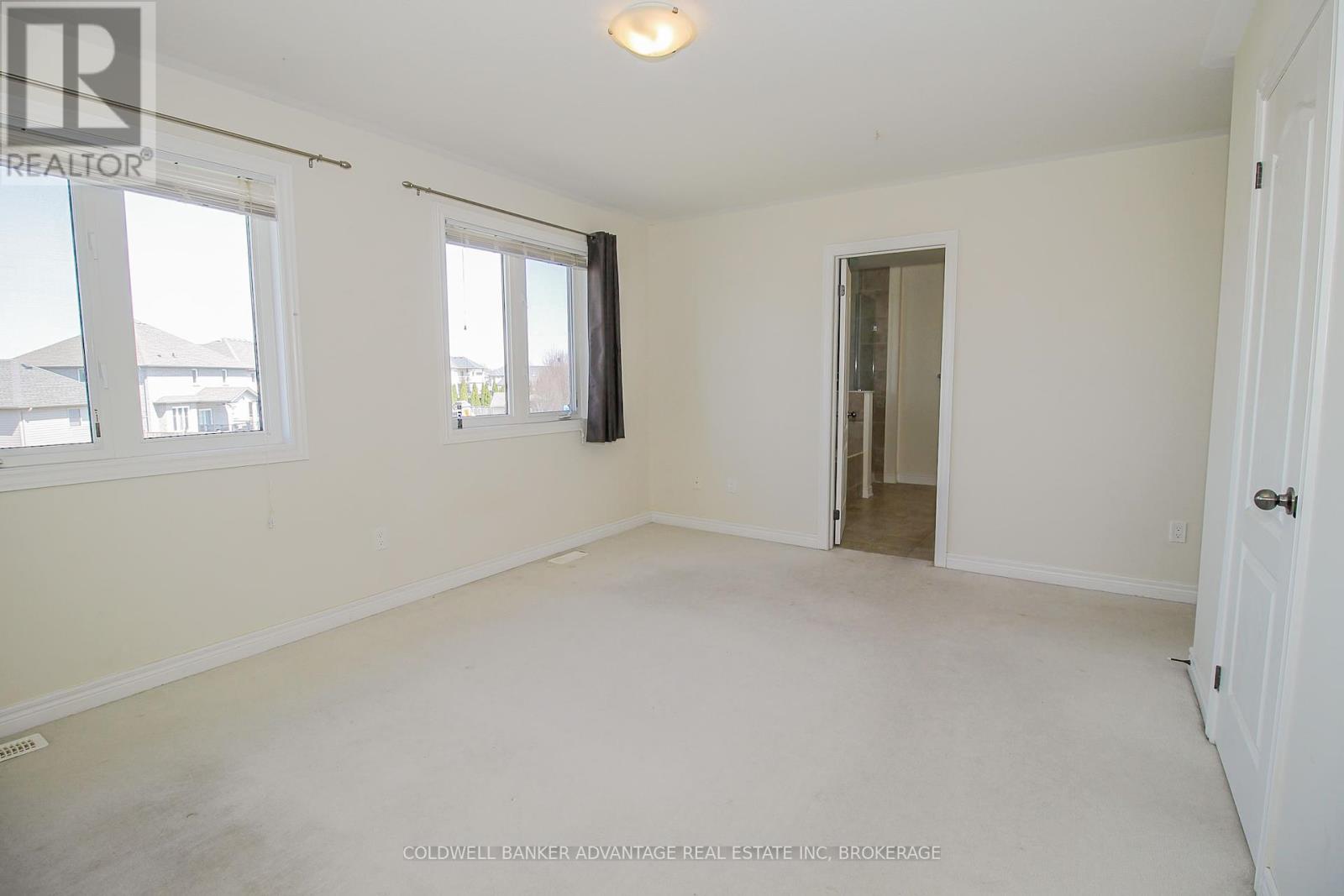 Photo 30 of 6366 Dilalla Crescent, Niagara Falls ON