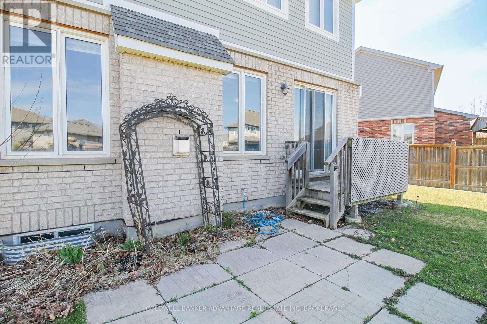 Photo 33 of 6366 Dilalla Crescent, Niagara Falls ON
