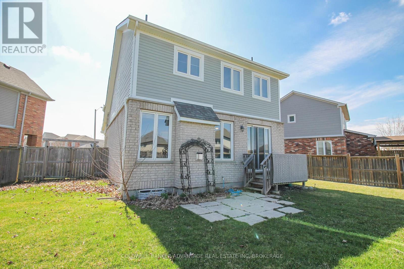 Photo 21 of 6366 Dilalla Crescent, Niagara Falls ON