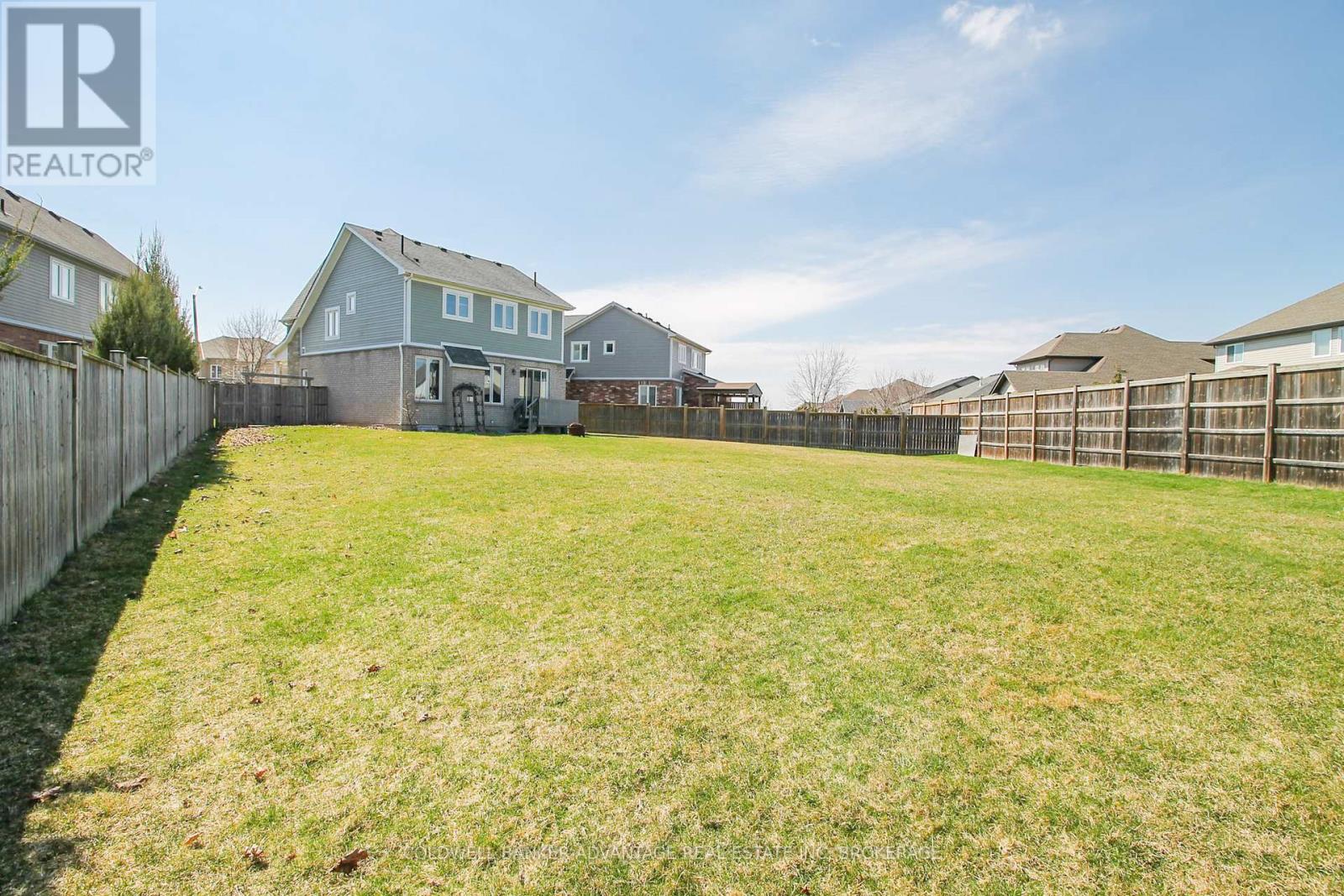 Photo 24 of 6366 Dilalla Crescent, Niagara Falls ON