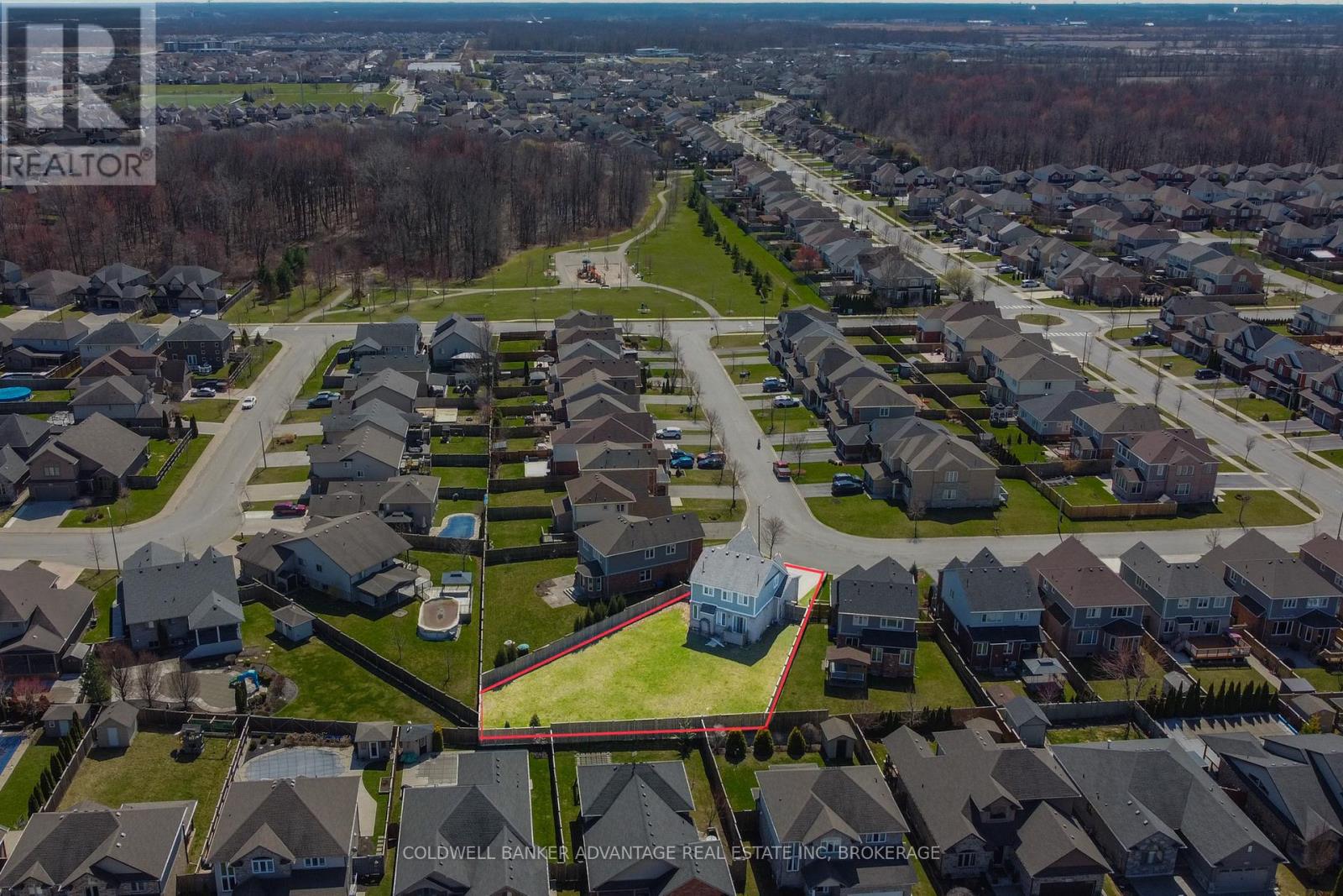 Photo 37 of 6366 Dilalla Crescent, Niagara Falls ON