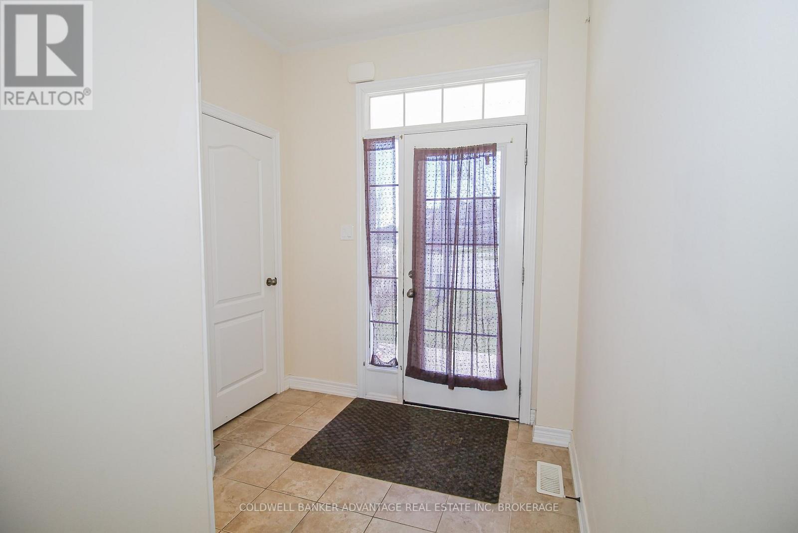 Photo 28 of 6366 Dilalla Crescent, Niagara Falls ON