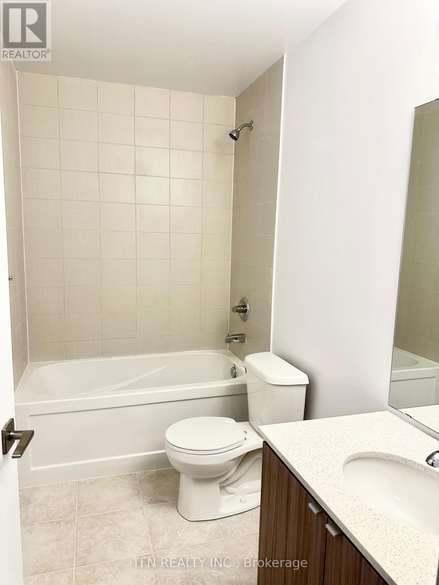 Photo 14 of 316 2433 Dufferin Street, Toronto ON