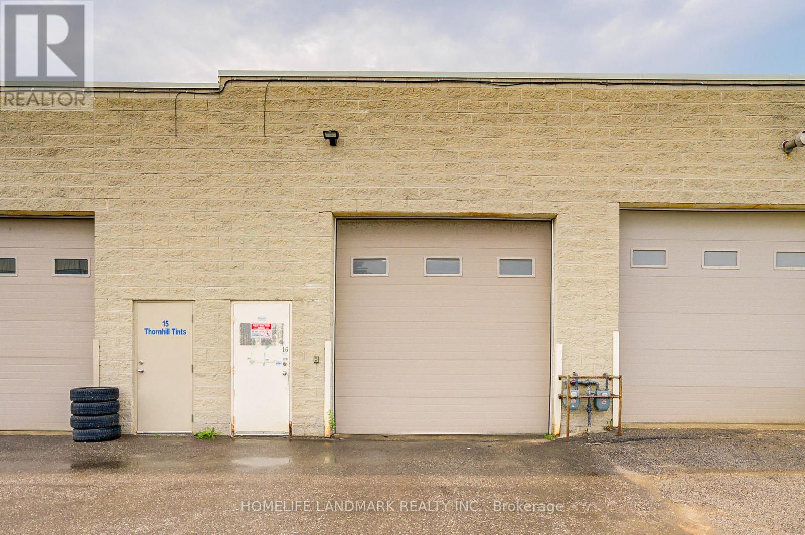 Photo 32 of 16 346 Newkirk Road, Richmond Hill ON