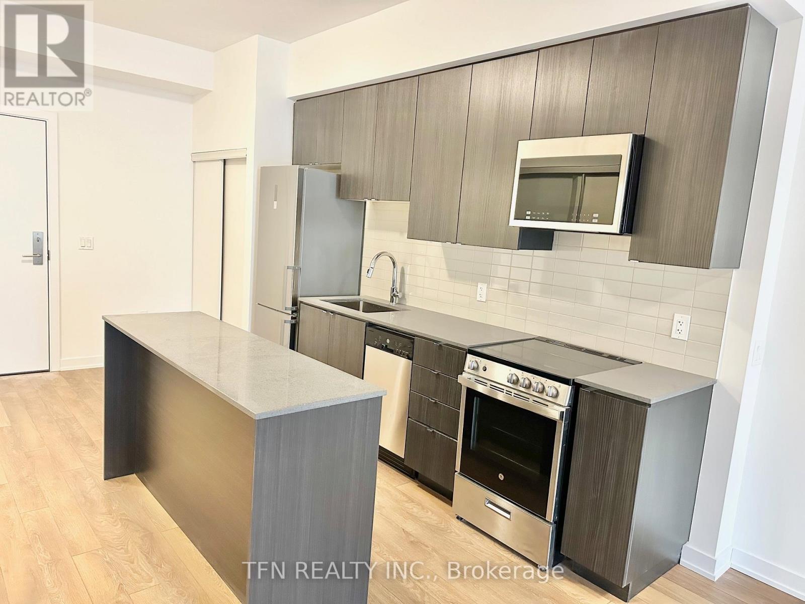 Photo 13 of 316 2433 Dufferin Street, Toronto ON
