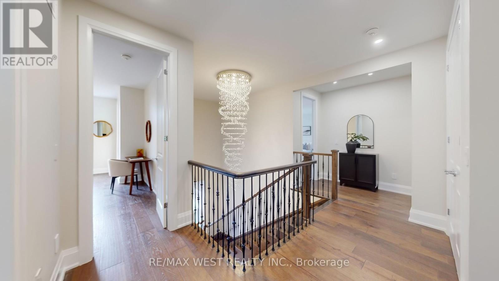 Photo 20 of 5199 Symphony Court, Mississauga ON