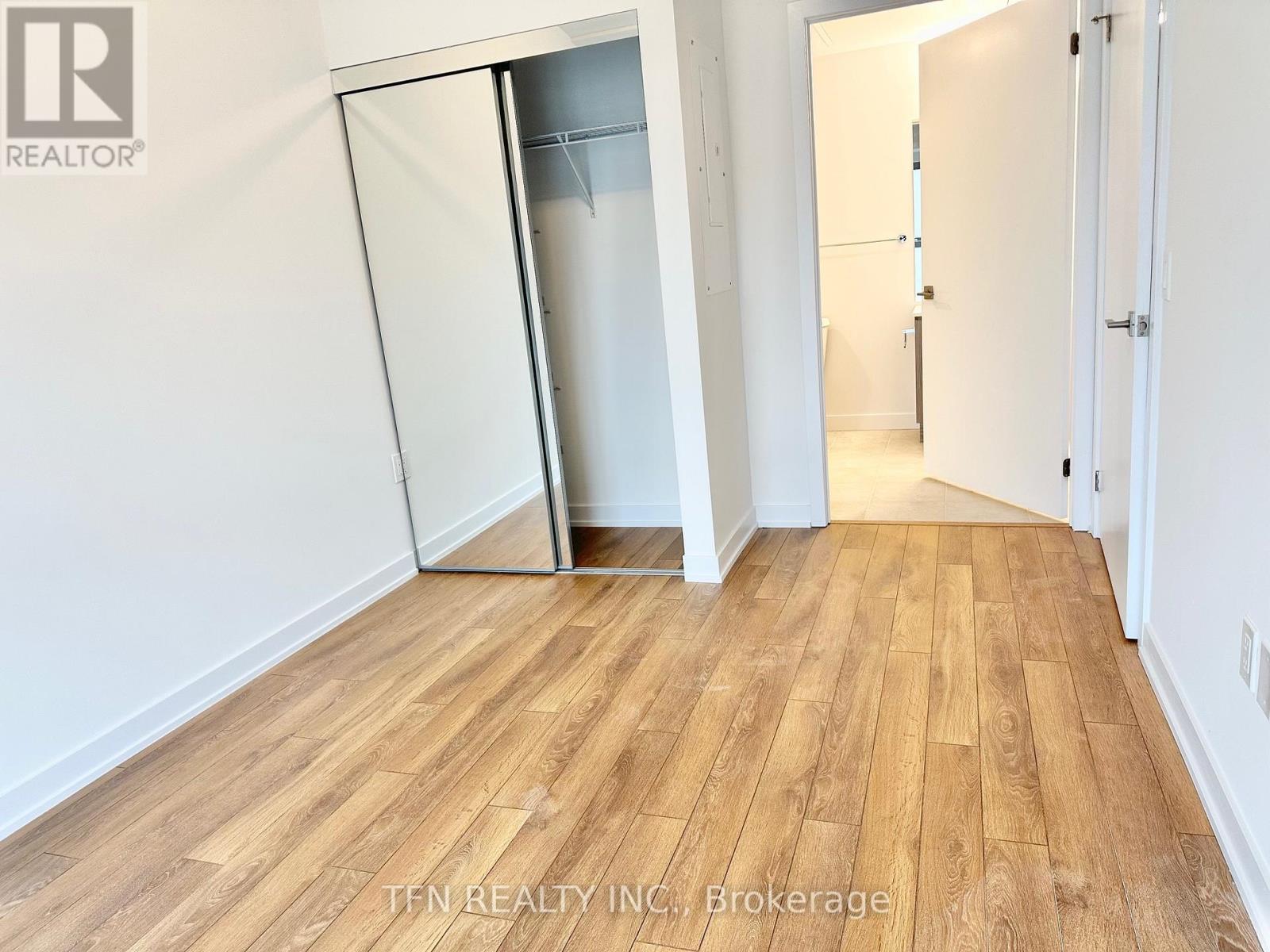 Photo 6 of 316 2433 Dufferin Street, Toronto ON