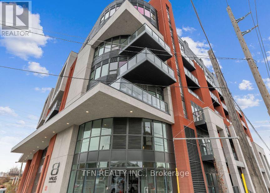 Photo 3 of 316 2433 Dufferin Street, Toronto ON