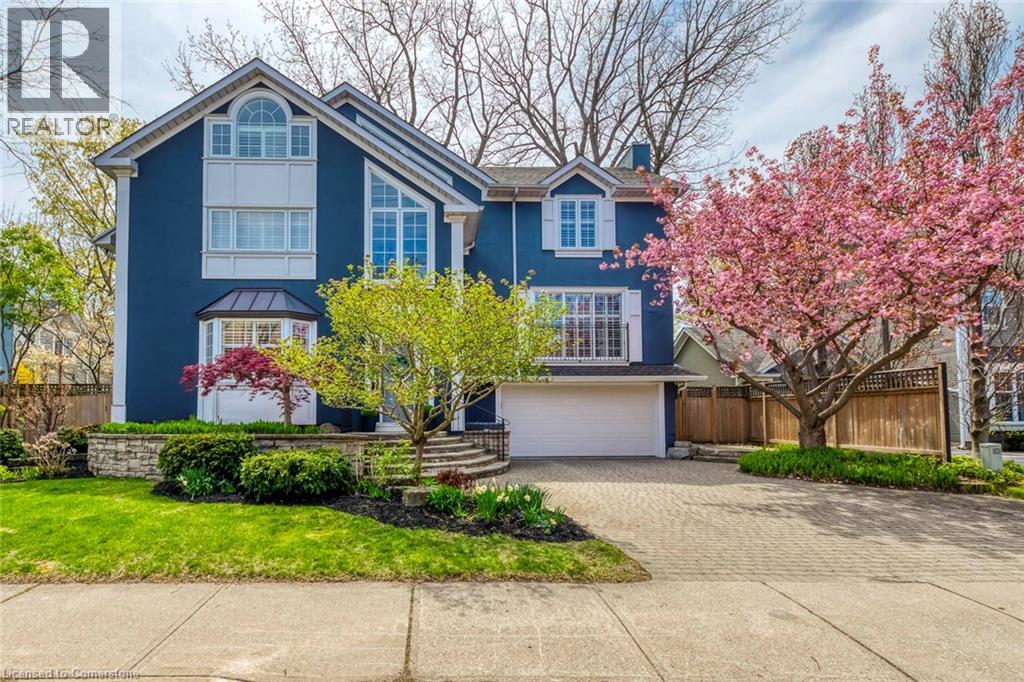 Photo 1 of 48 Forsythe Street, Oakville ON