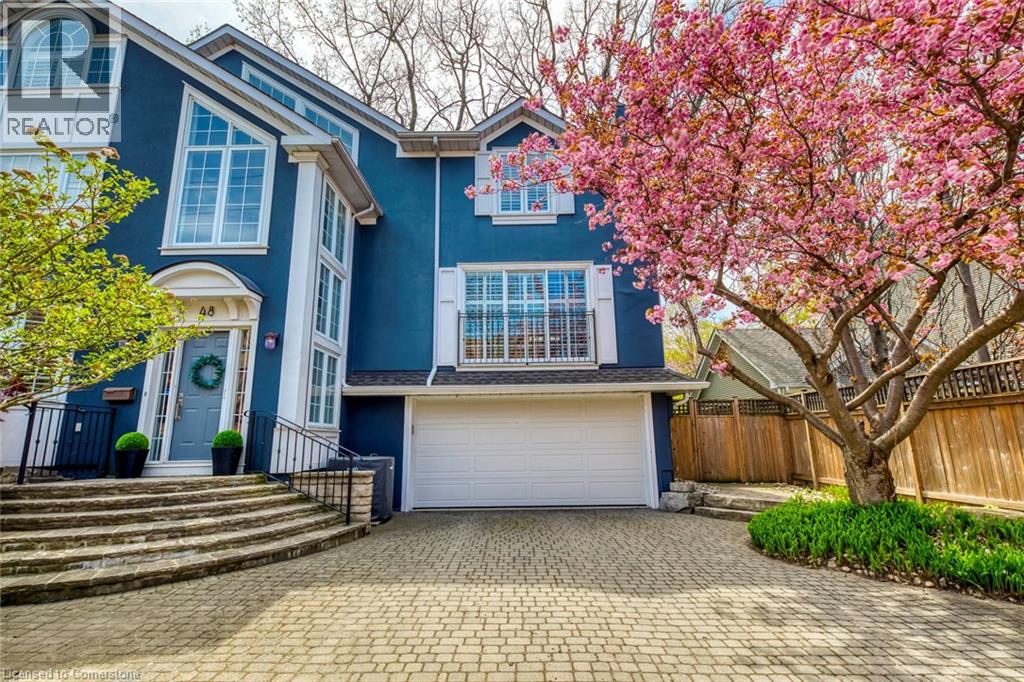 Photo 3 of 48 Forsythe Street, Oakville ON