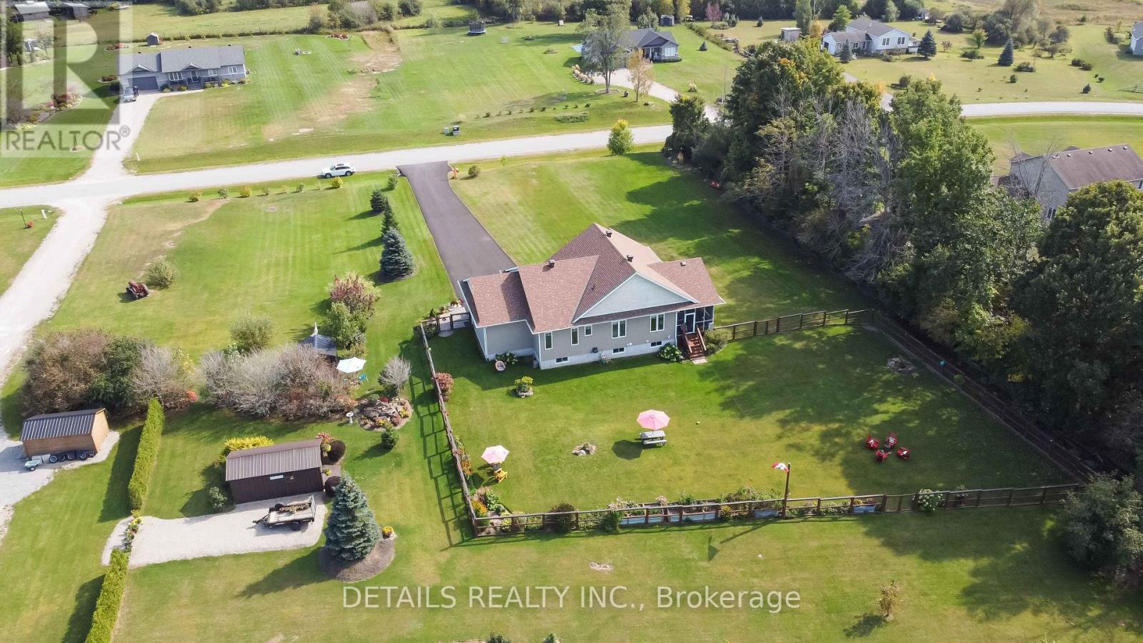 Photo 33 of 176 Malcolms Way, Beckwith ON