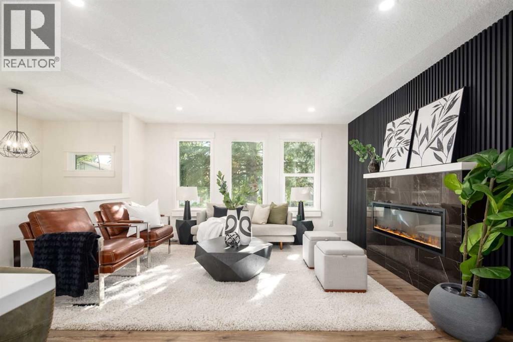 Single Family House Bi-level for Sale in  Deer Ridge Way SE Deer Ridge Calgary 