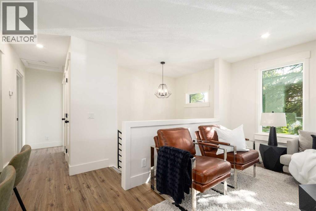 Single Family House Bi-level for Sale in  Deer Ridge Way SE Deer Ridge Calgary 