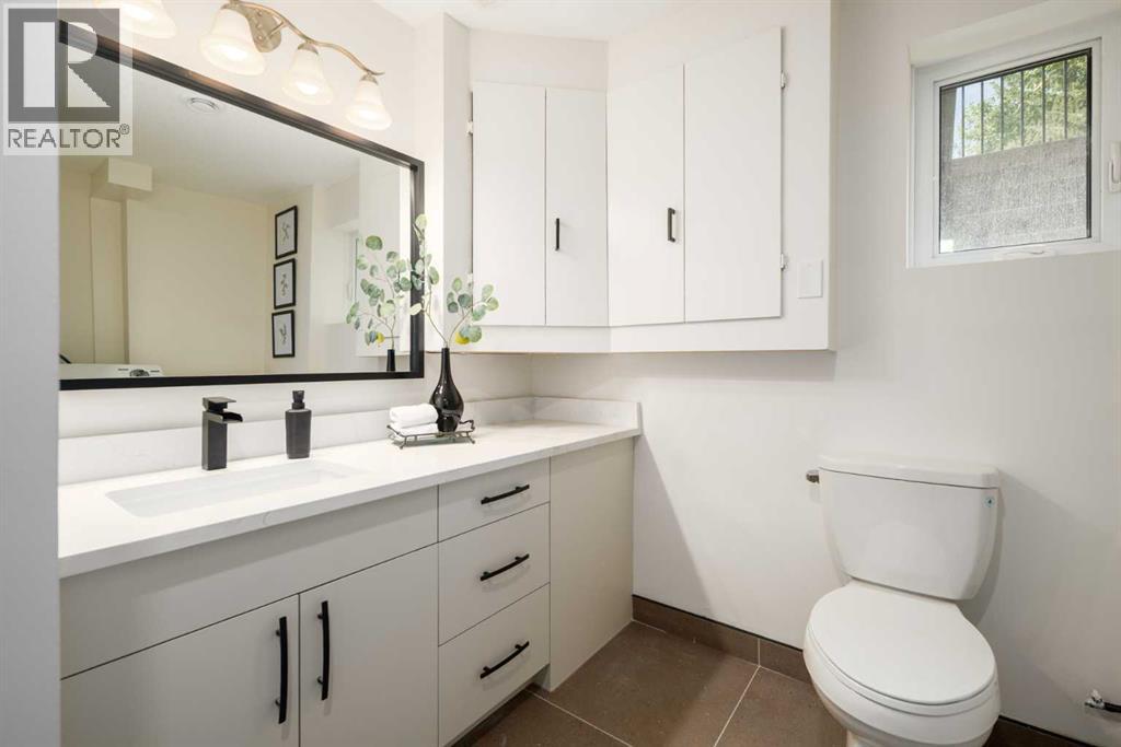Single Family House Bi-level for Sale in  Deer Ridge Way SE Deer Ridge Calgary 