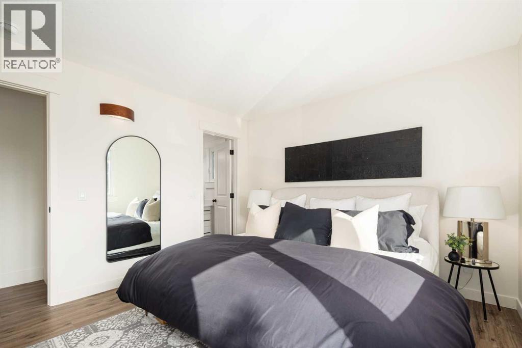 Single Family House Bi-level for Sale in  Deer Ridge Way SE Deer Ridge Calgary 