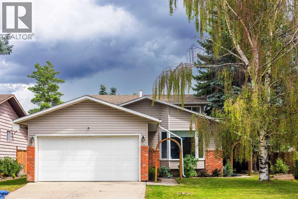Single Family House for Sale in  Deermeade Road SE Deer Run Calgary 
