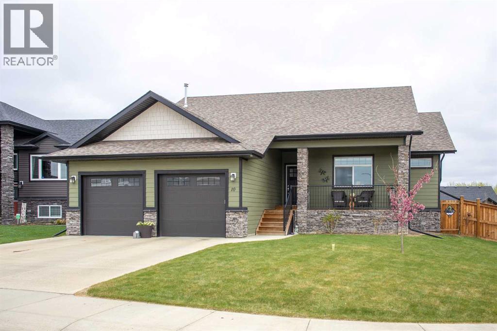 10 ELMA Street, Lacombe