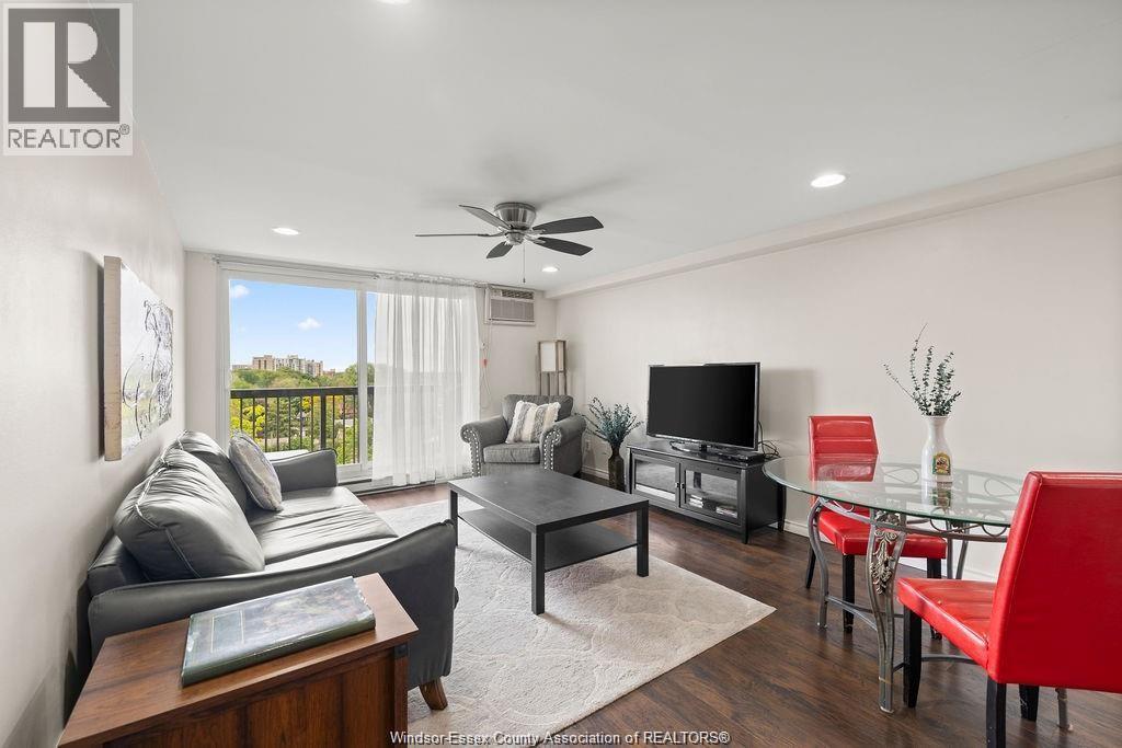 Photo 12 of 3936 Wyandotte Street East Unit 906, Windsor ON
