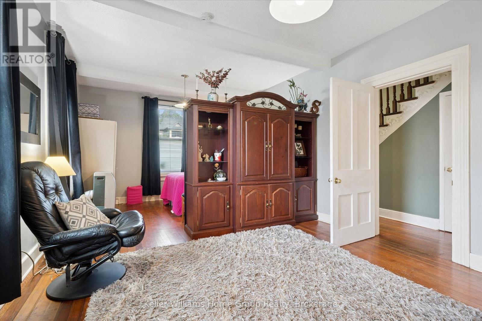 Photo 18 of 144 Hill Street E, Centre Wellington ON