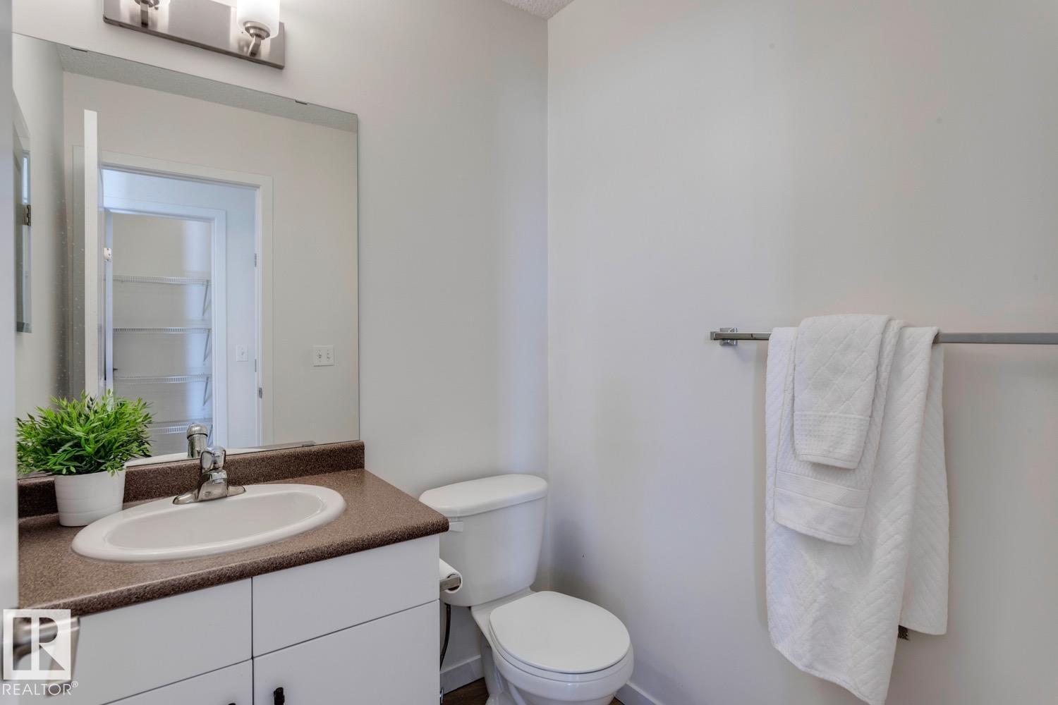 Photo 11 of 31 1816 Rutherford Rd Sw Sw, Edmonton AB