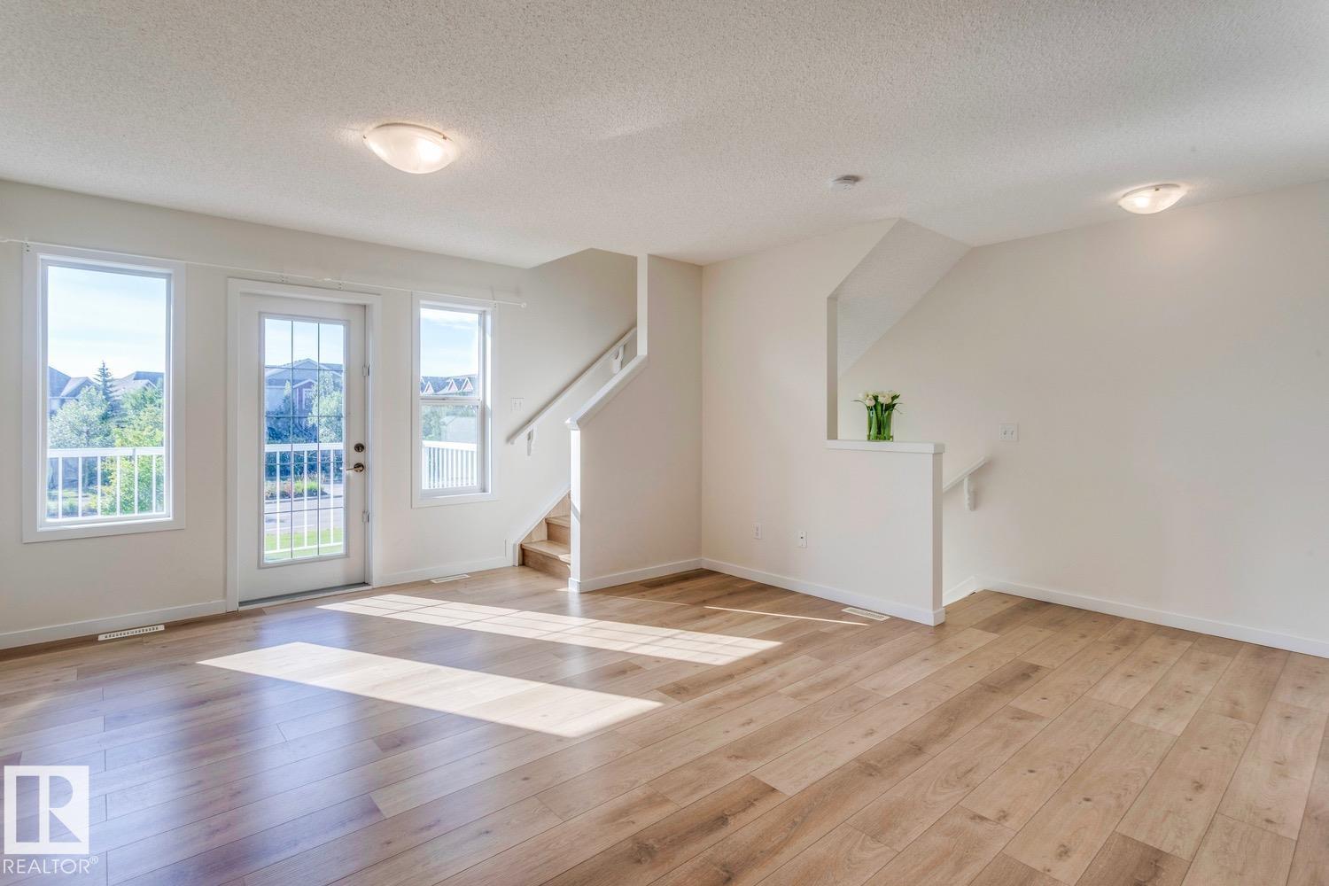 Photo 8 of 31 1816 Rutherford Rd Sw Sw, Edmonton AB
