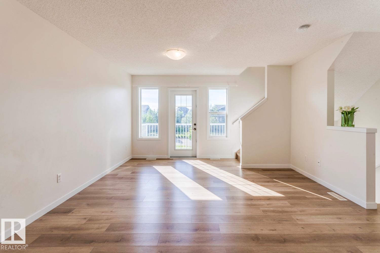 Photo 9 of 31 1816 Rutherford Rd Sw Sw, Edmonton AB