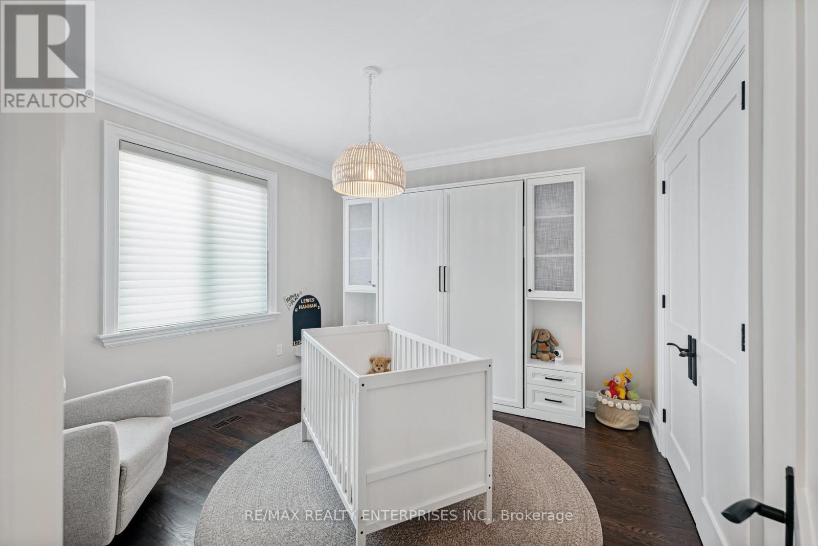 Photo 43 of 17 Wenonah Drive, Mississauga ON