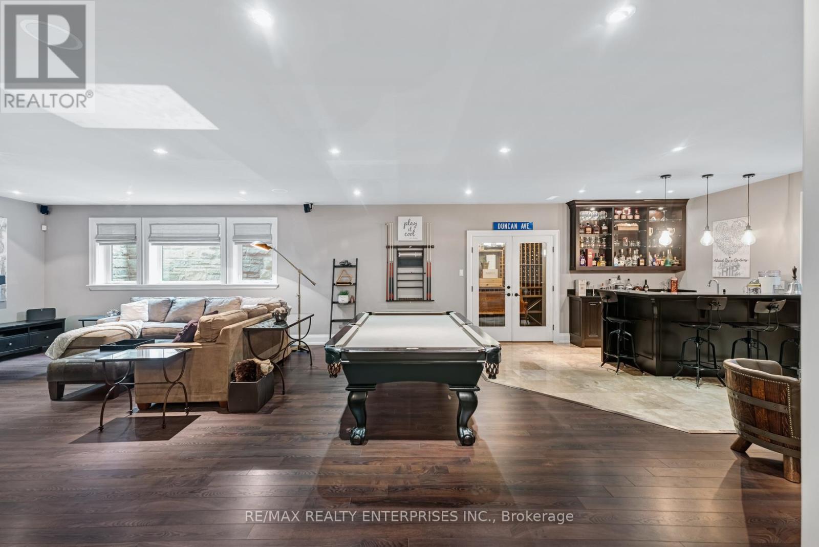Photo 20 of 17 Wenonah Drive, Mississauga ON
