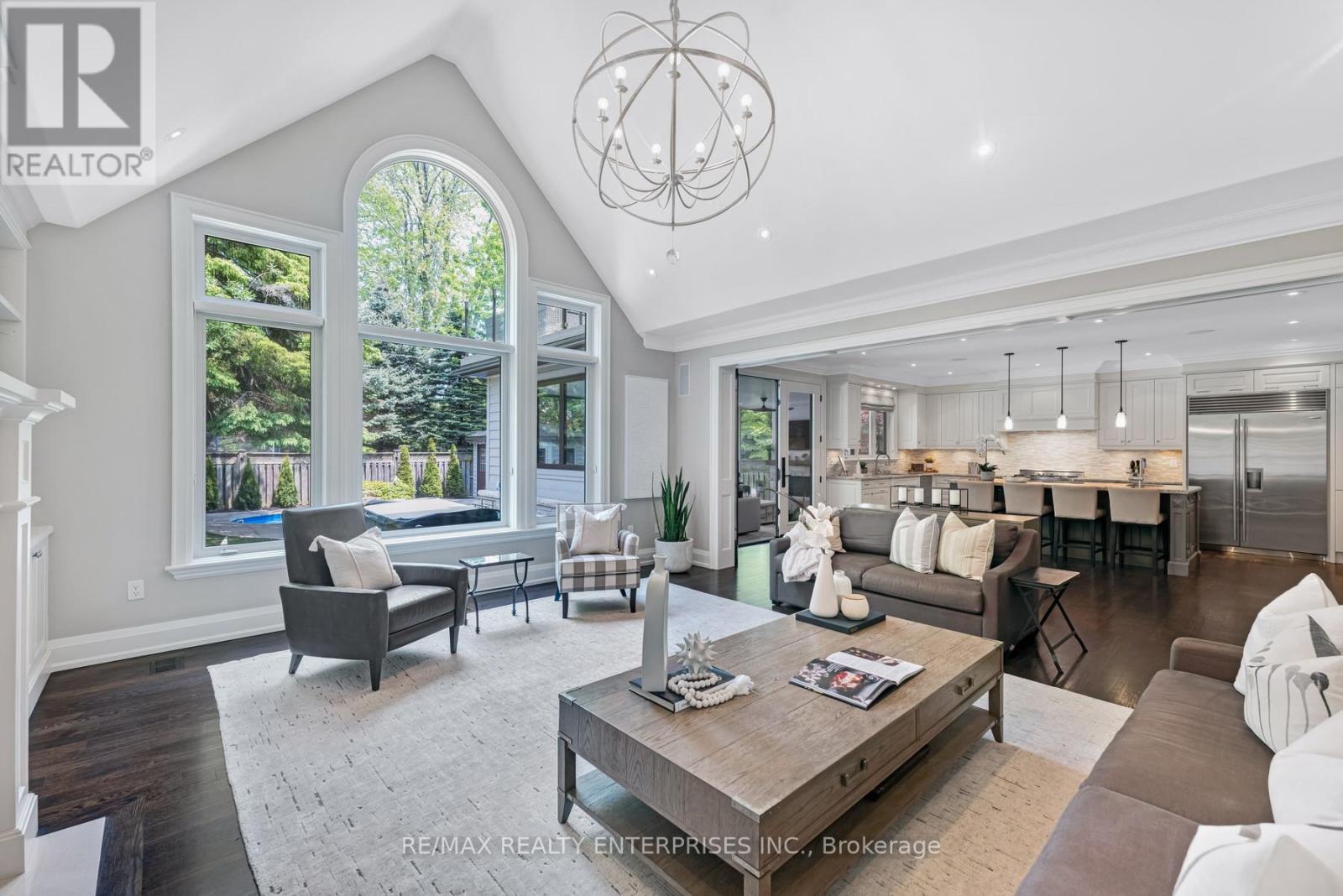 Photo 27 of 17 Wenonah Drive, Mississauga ON