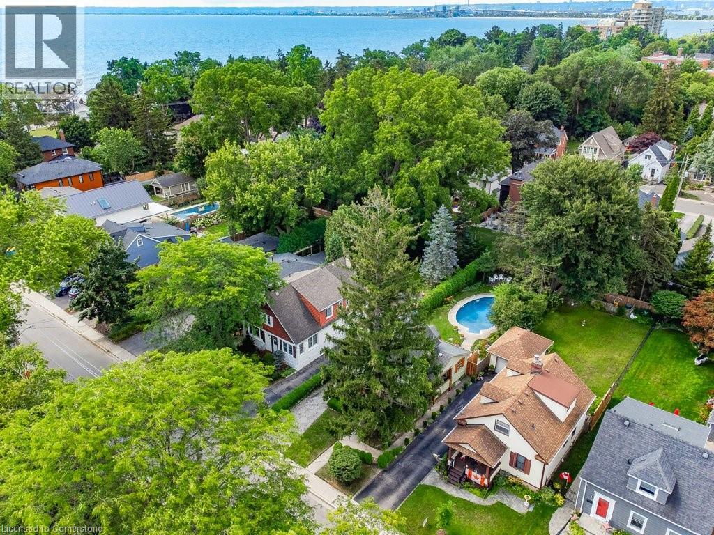 Photo 10 of 314 Delaware Avenue, Burlington ON