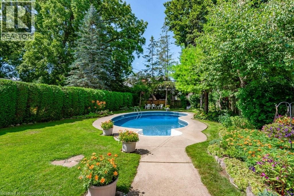 Photo 13 of 314 Delaware Avenue, Burlington ON