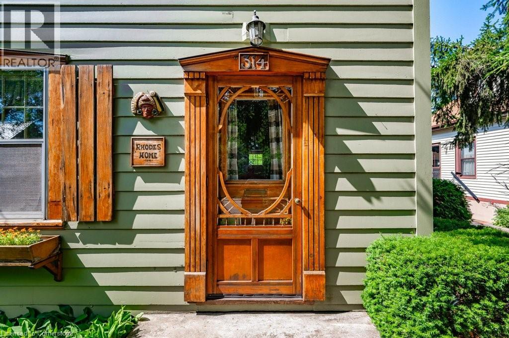 Photo 6 of 314 Delaware Avenue, Burlington ON
