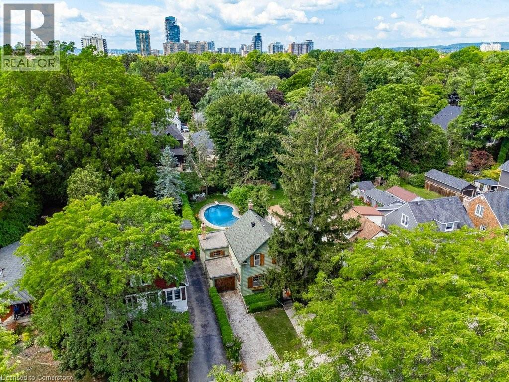 Photo 9 of 314 Delaware Avenue, Burlington ON
