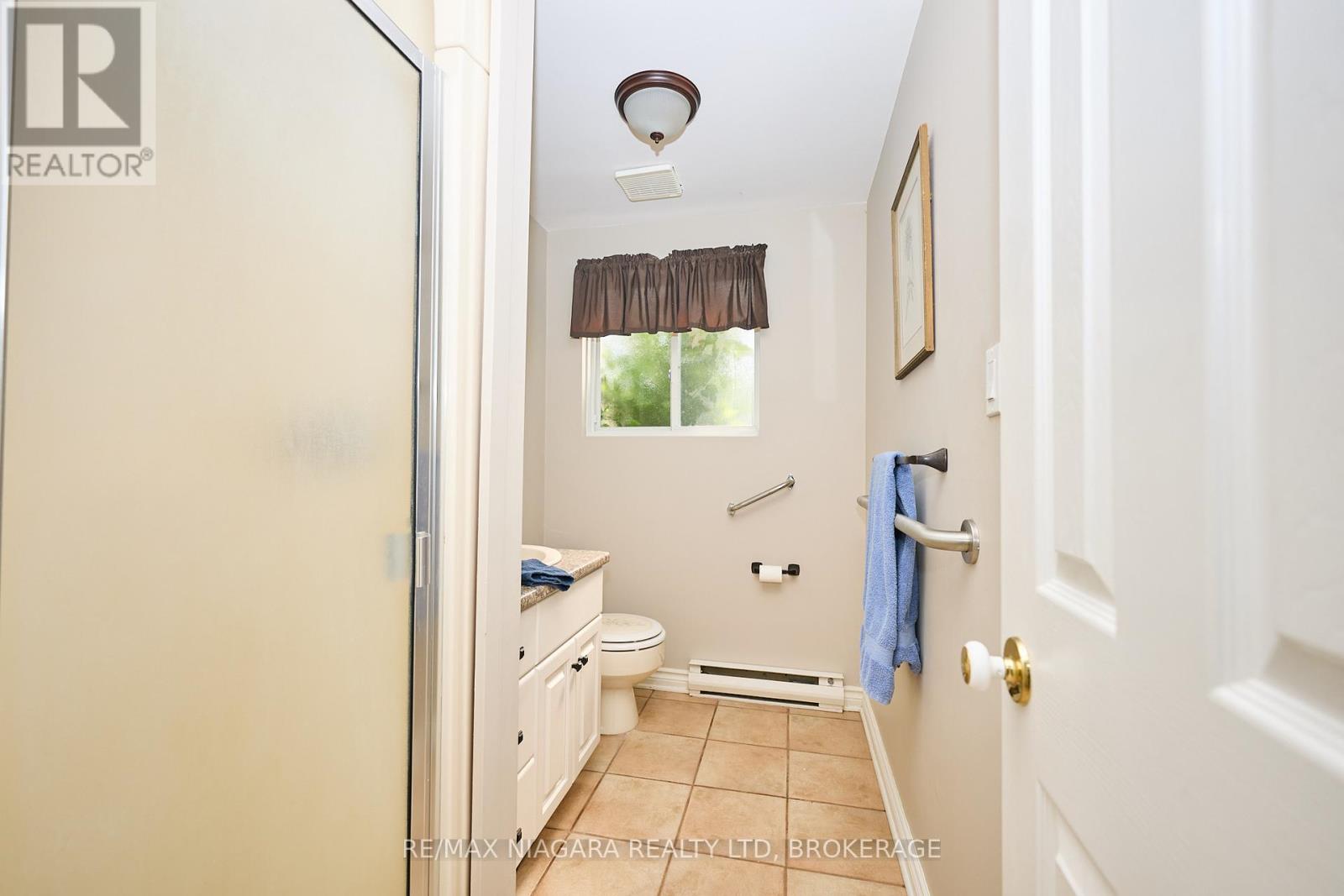 Photo 30 of 27 St George Court, Fort Erie ON