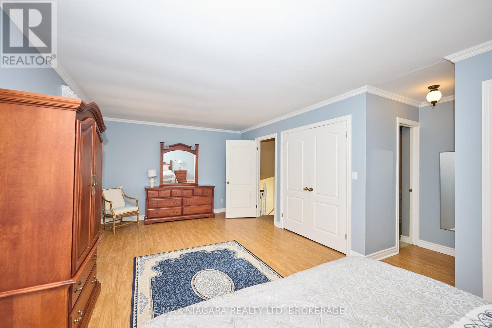Photo 17 of 27 St George Court, Fort Erie ON