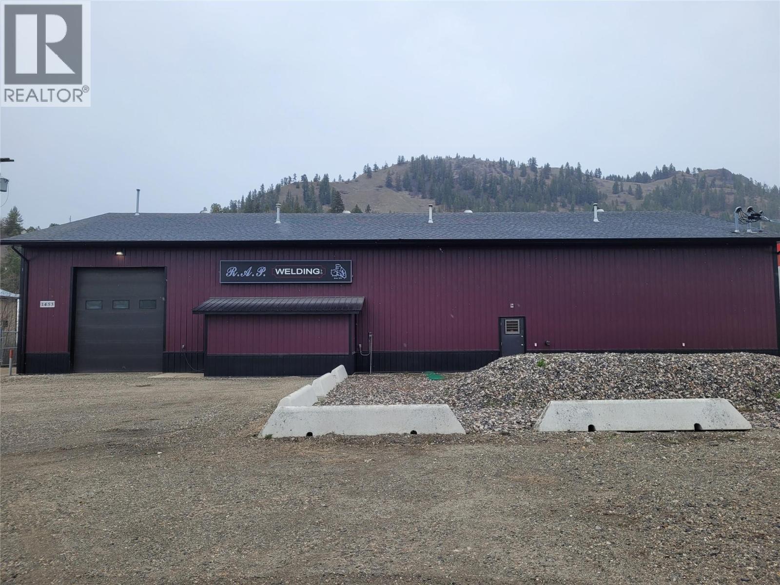  1453 Dyffryn Road, Lumby