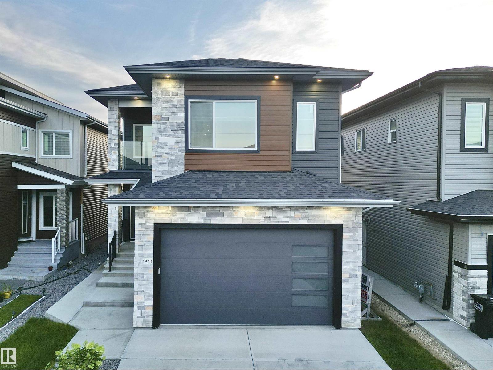 Photo 1 of 1836 22 St Nw, Edmonton AB
