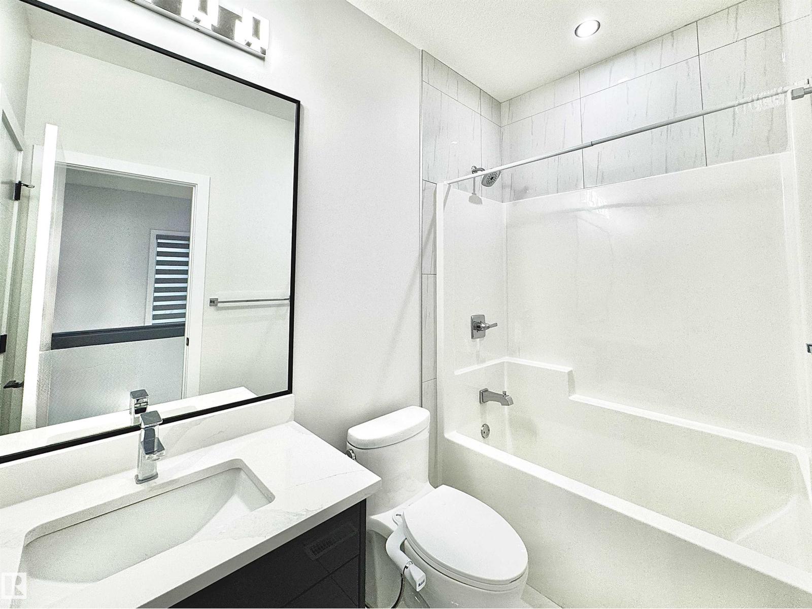 Photo 43 of 1836 22 St Nw, Edmonton AB