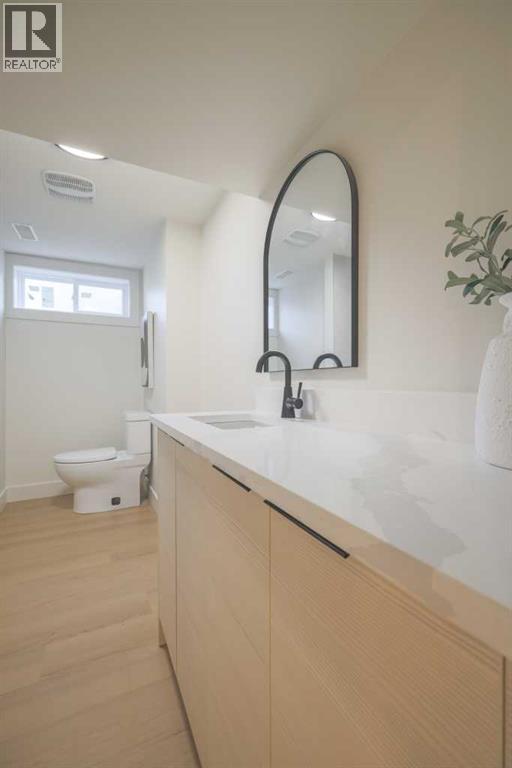 Single Family House Bungalow for Sale in  Hoover Place SW Haysboro Calgary 